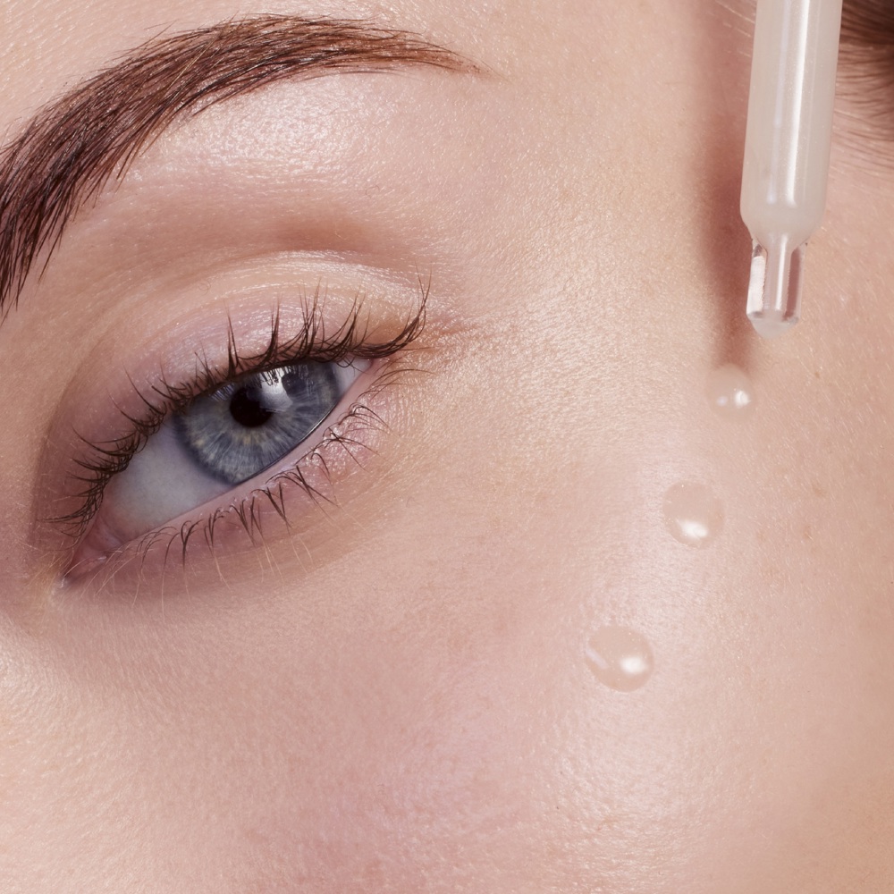 Blue Therapy Accelerated Moisturizing Serum