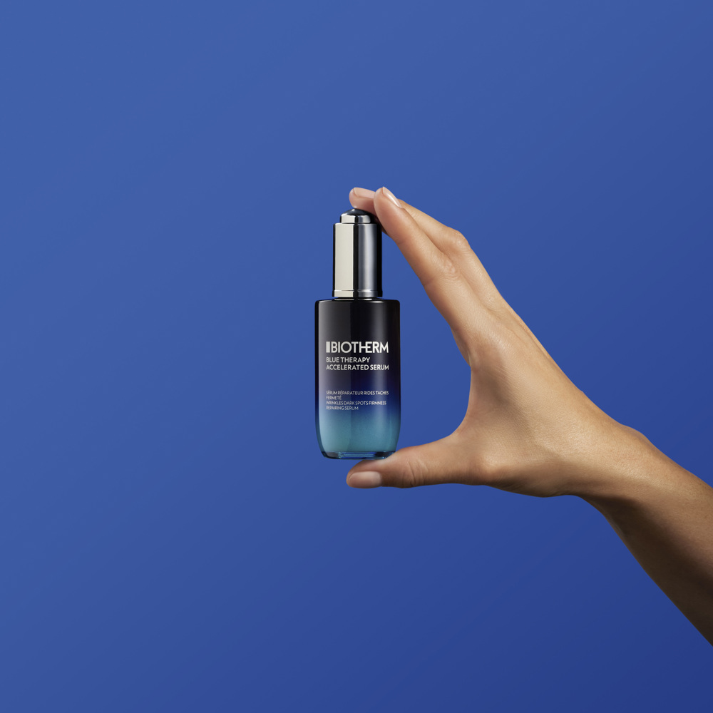 Blue Therapy Accelerated Moisturizing Serum