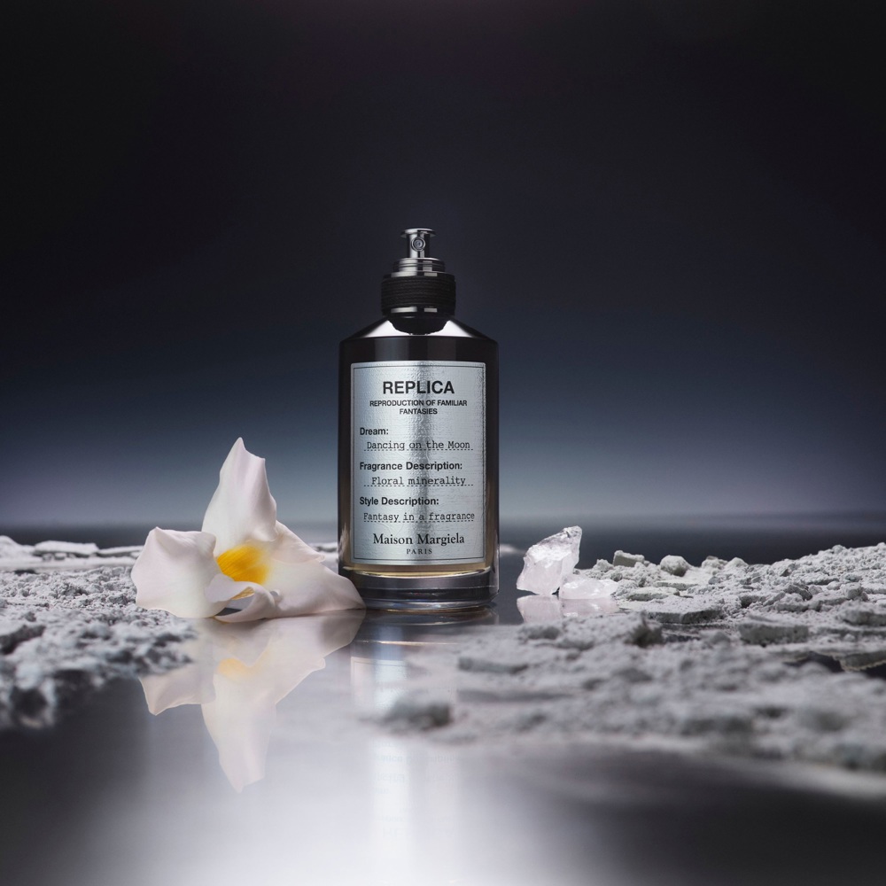 Replica Dancing on the Moon, EdP