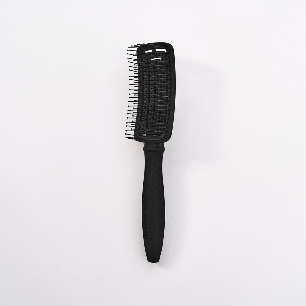 Wet Hair Brush Detangling & Blowout