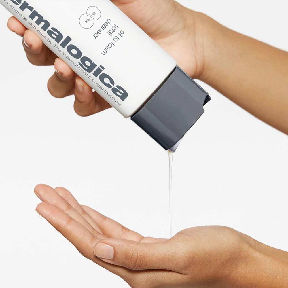 Oil to Foam Total Cleanser, 250ml