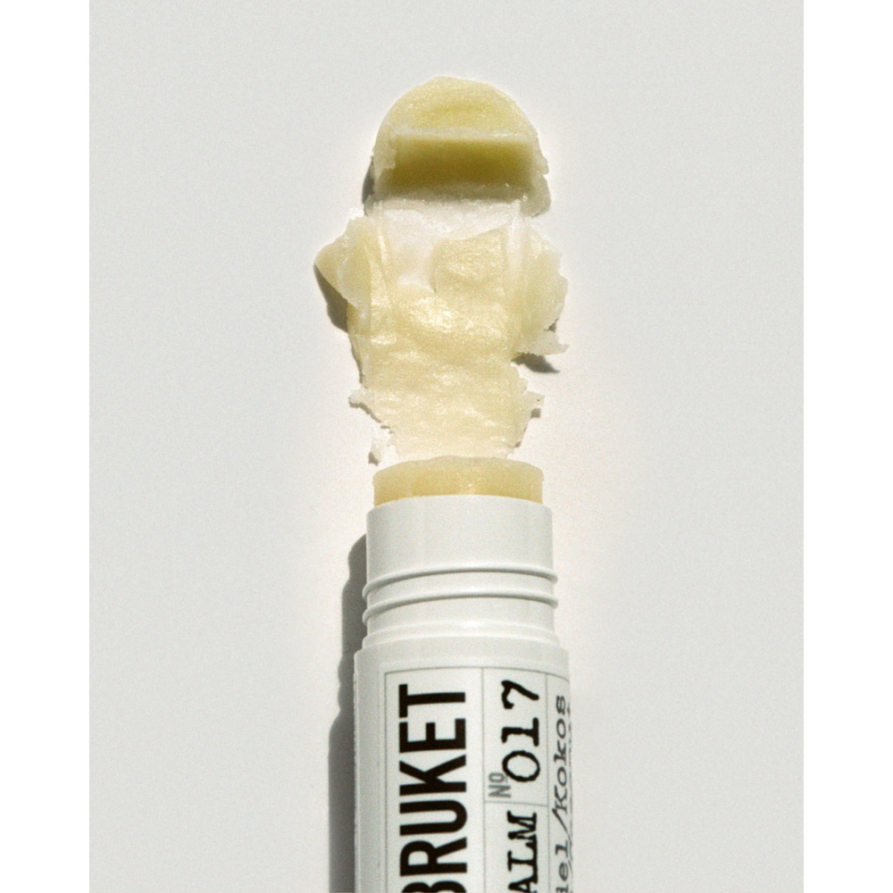 017 Lip Balm, Almond and Coconut, 14g