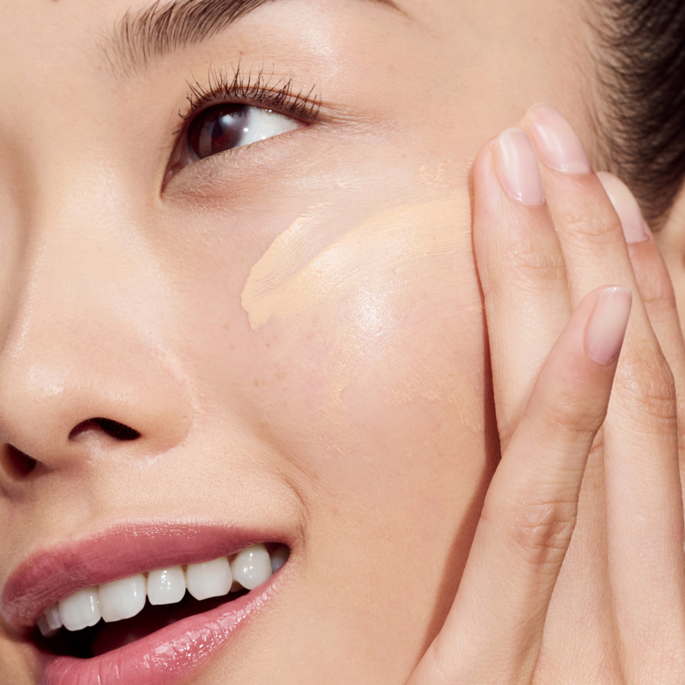 Even Better Vitamin Makeup SPF50