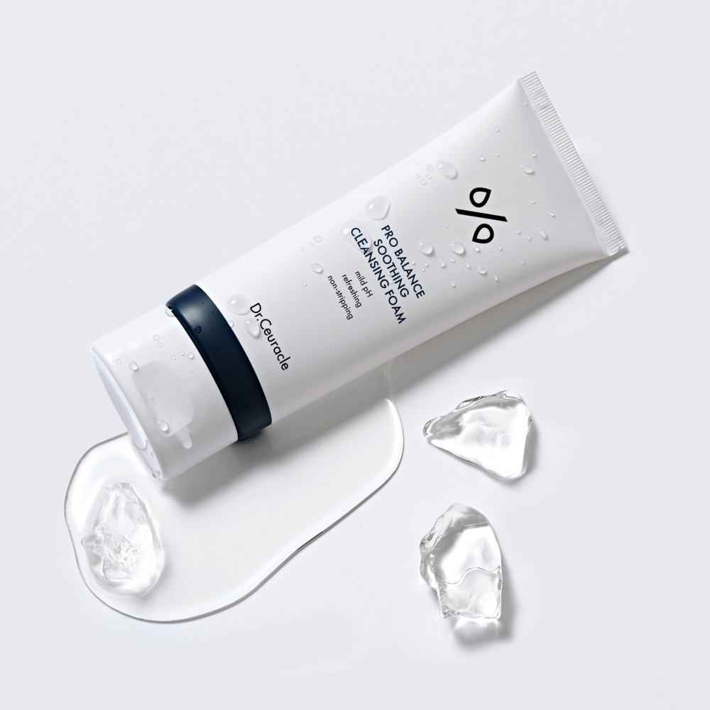 Pro Balance Soothing Cleansing Foam