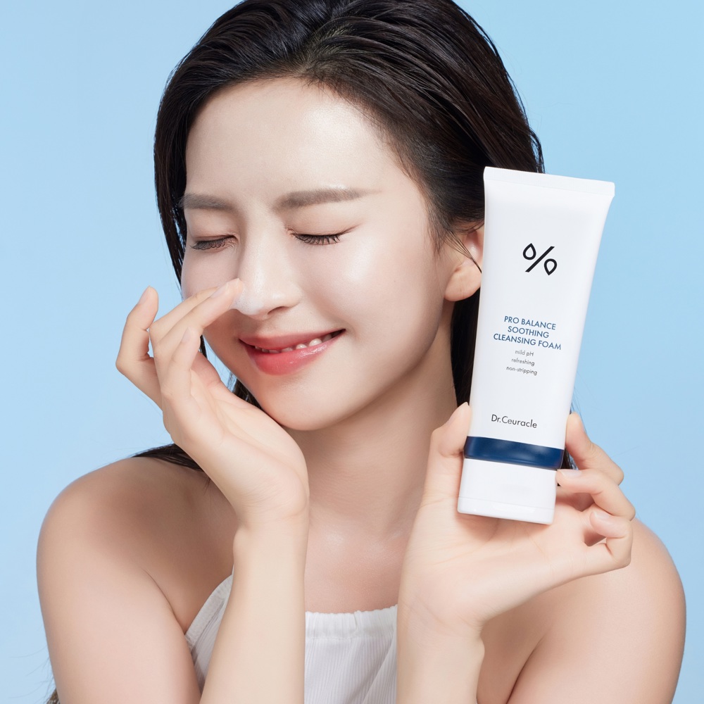 Pro Balance Soothing Cleansing Foam